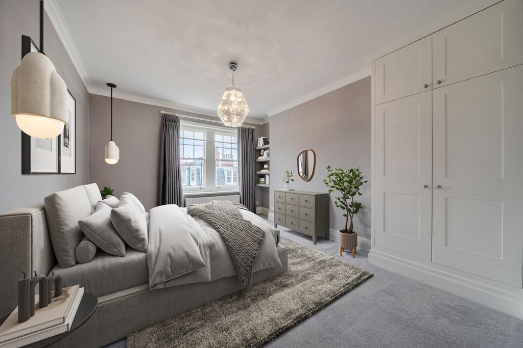 Property photo 2 of 19 Bedroom