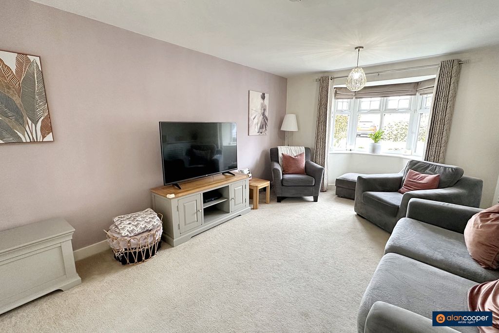 Property photo 3 of 24 4155455