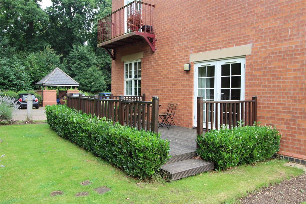 Additional image 12 of 2 bed flat for saleWainbody House, Stoneleigh Road, Gibbet Hill, Coventry CV4
