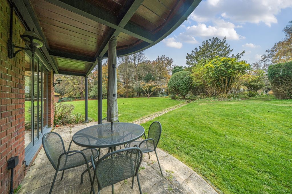 Property photo 3 of 20