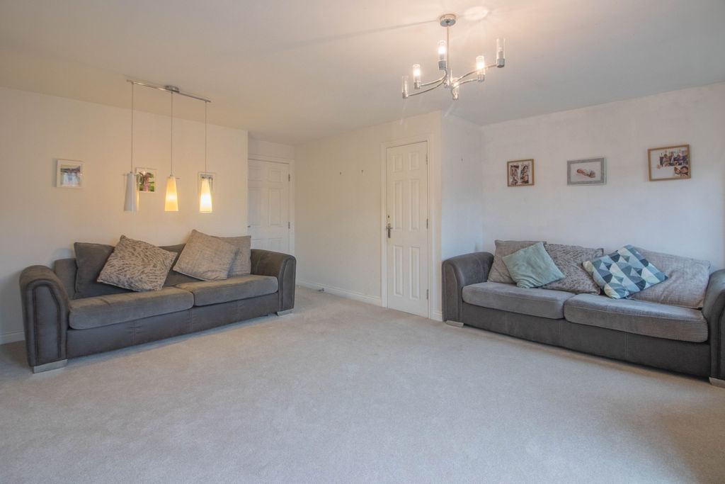 Property photo 3 of 15 Noskwith-22