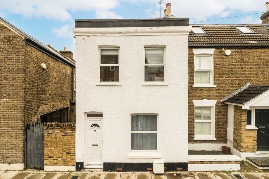 Property photo 1 of 6