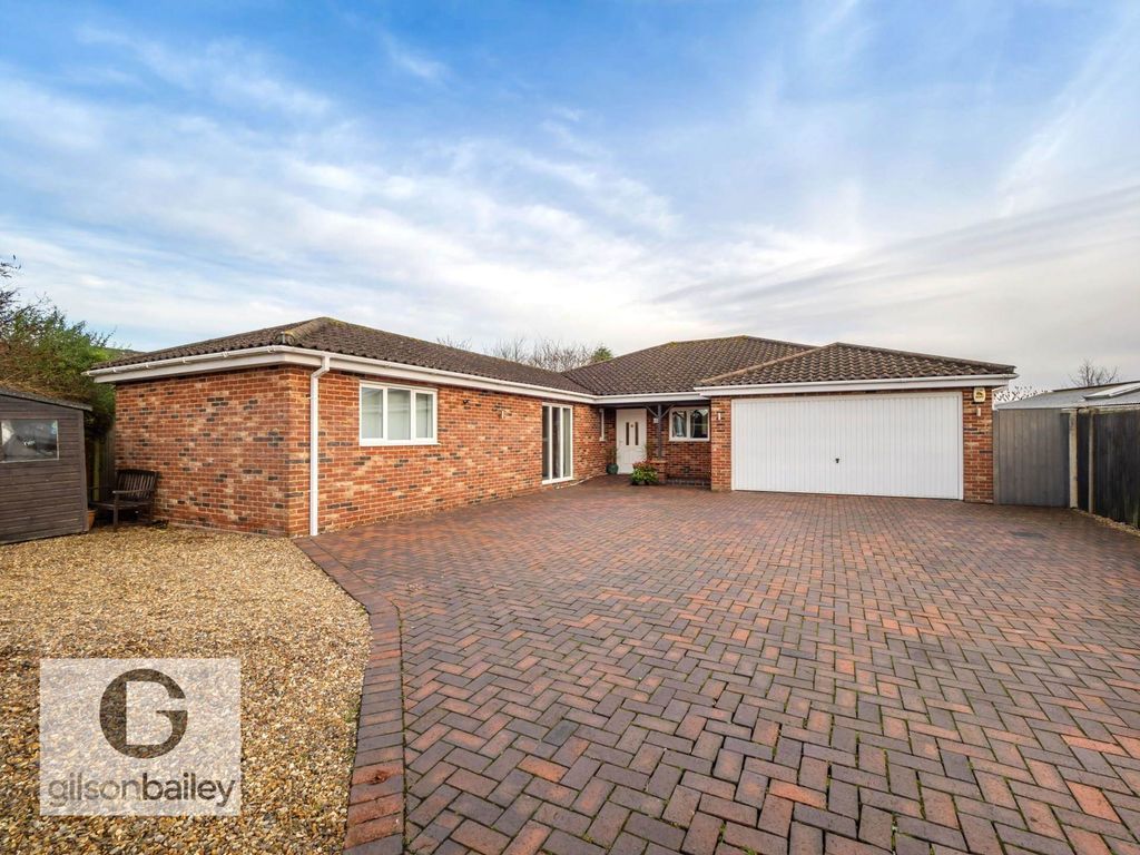 Property photo 1 of 32