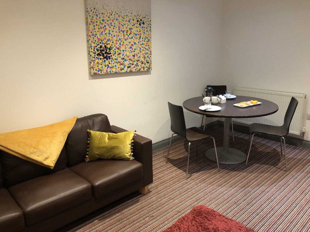 Property photo 1 of 9