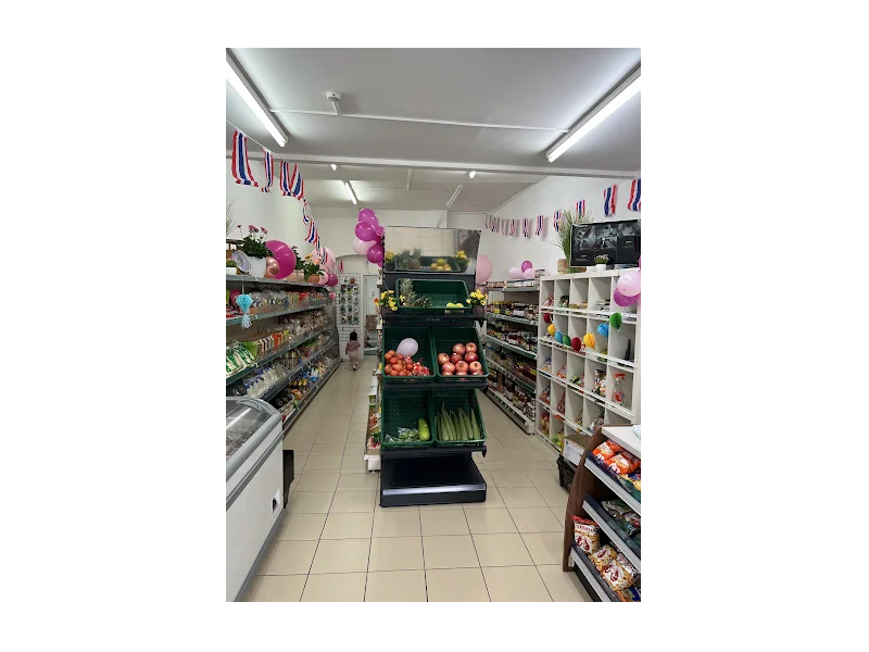 Property photo 1 of 3