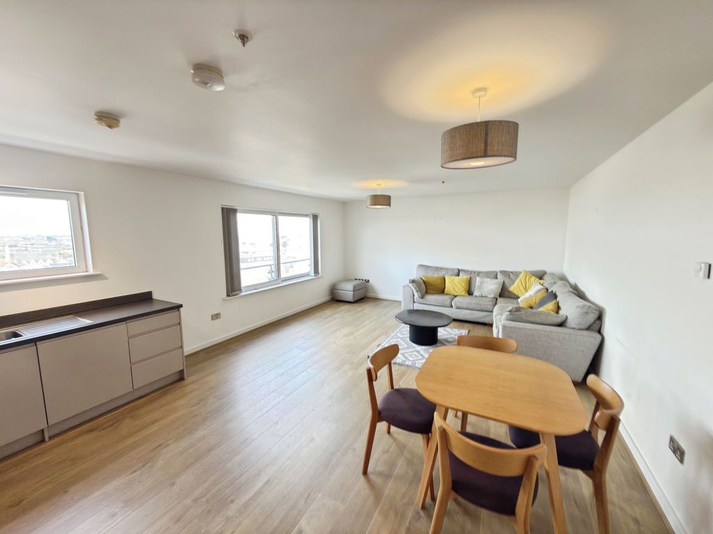 Property photo 2 of 7 Living Room