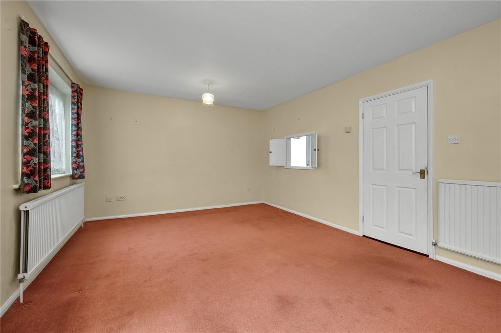 Property photo 3 of 15 Bedroom