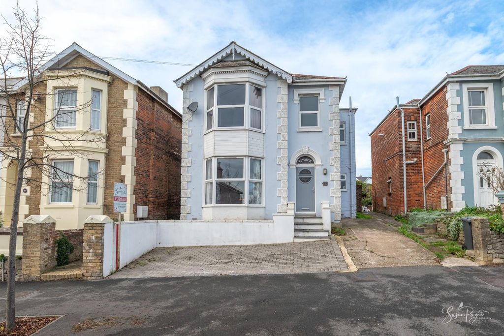 Property photo 1 of 24 Welcome To 58 Swanmore Road