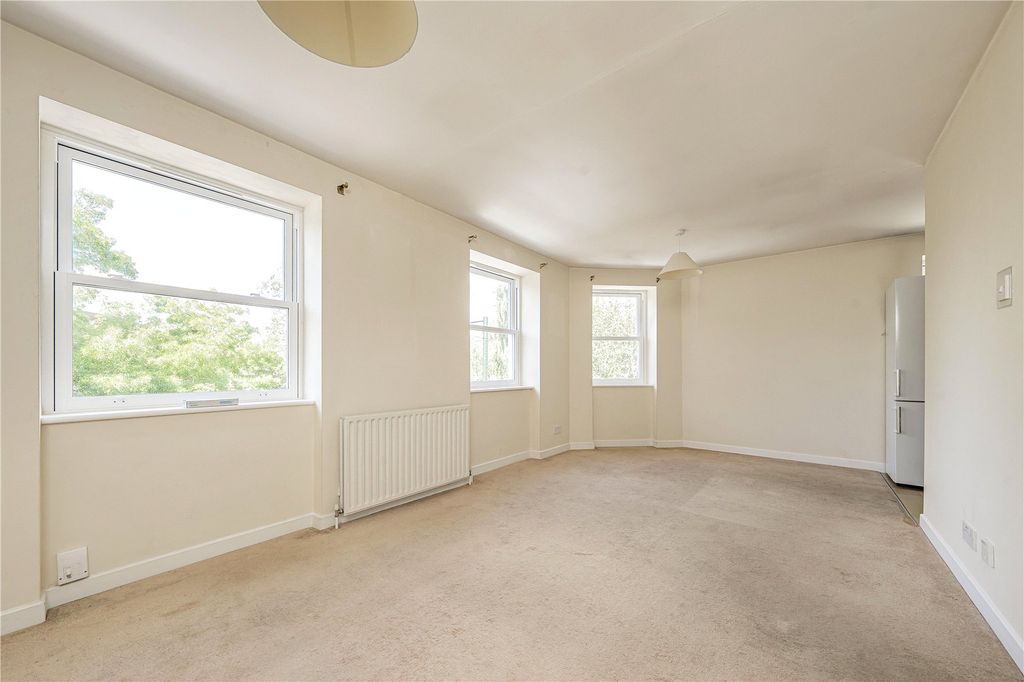 Property photo 2 of 11 Picture No. 03