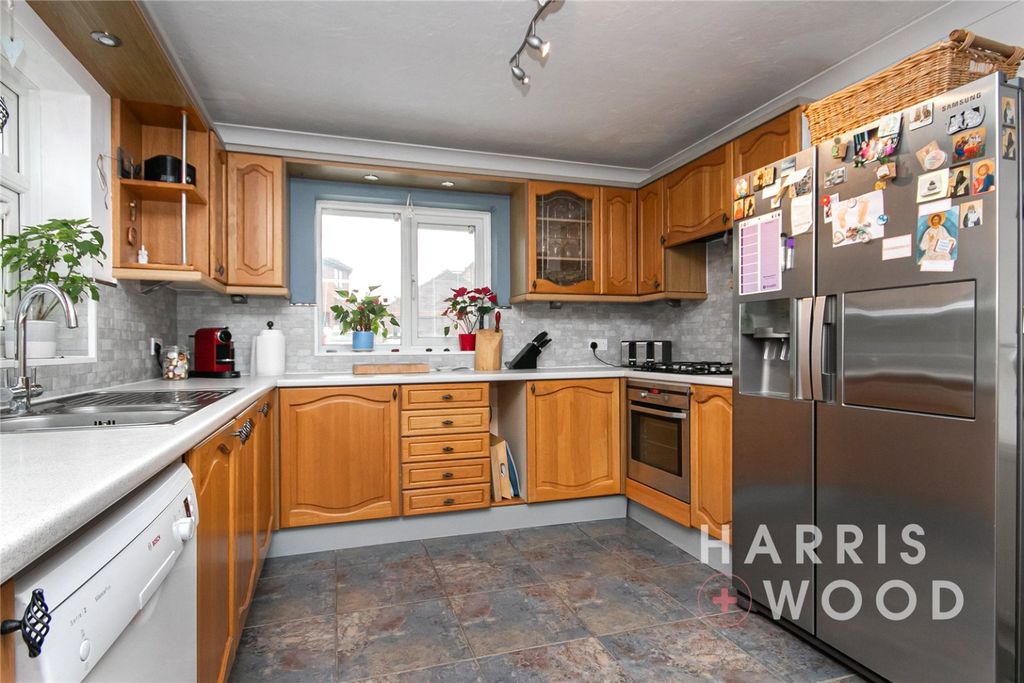 Property photo 3 of 28 3912014