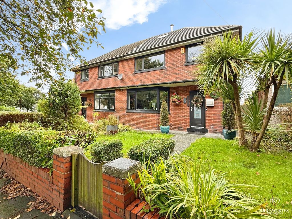 Property photo 1 of 33