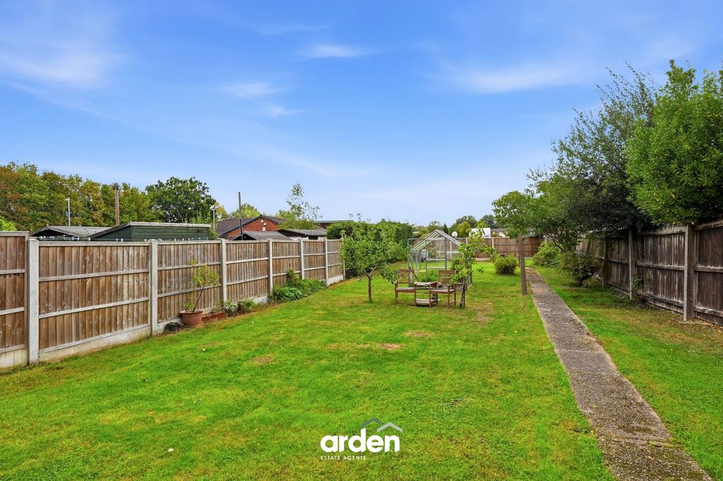 Property photo 2 of 11