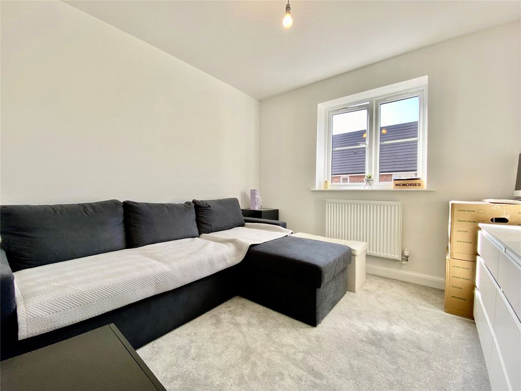 Property photo 3 of 11 Picture 3