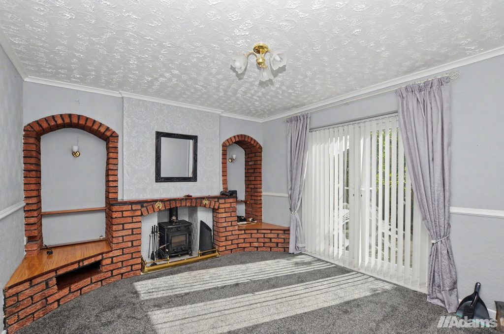 Property photo 3 of 23