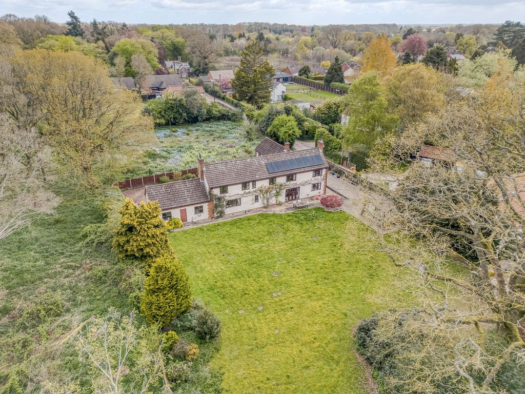 Property photo 1 of 24