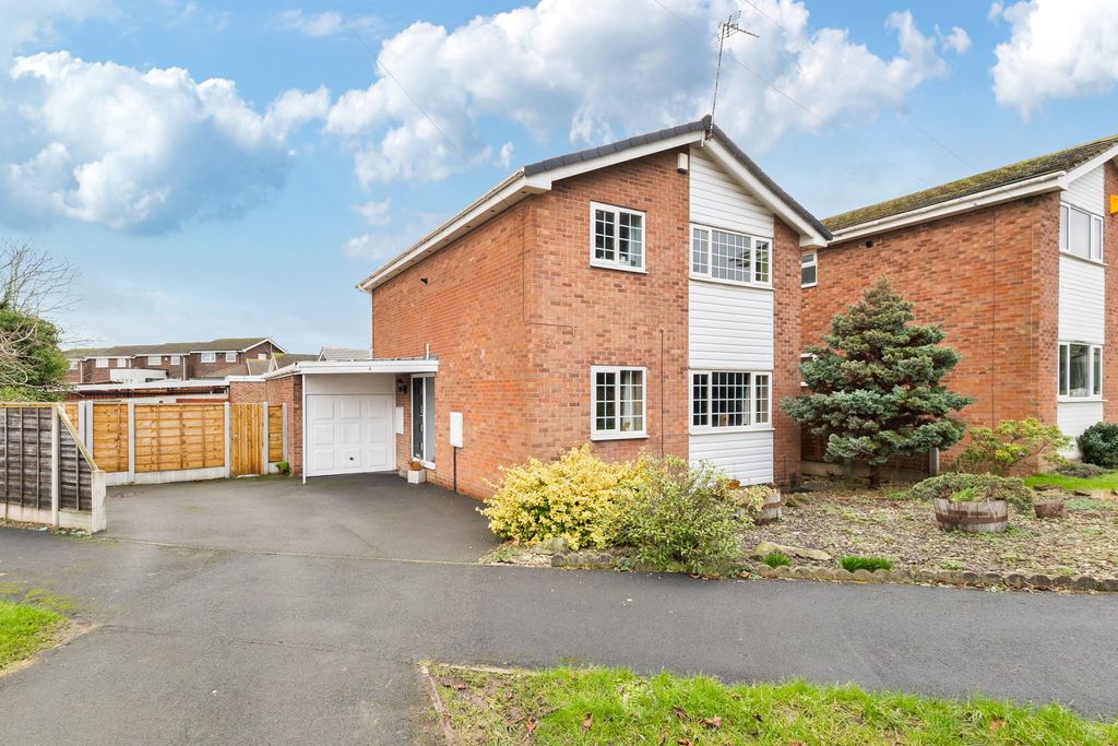 Property photo 2 of 23
