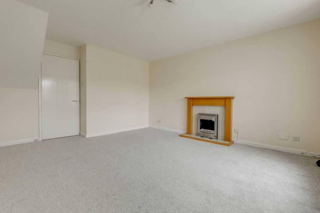 Property photo 3 of 10 Picture No. 09