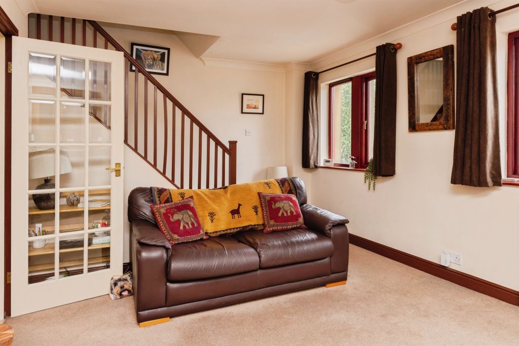 Property photo 3 of 16