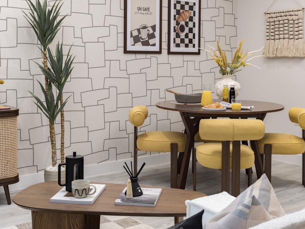 Property photo 1 of 17 Foxtail House, Apartment 57