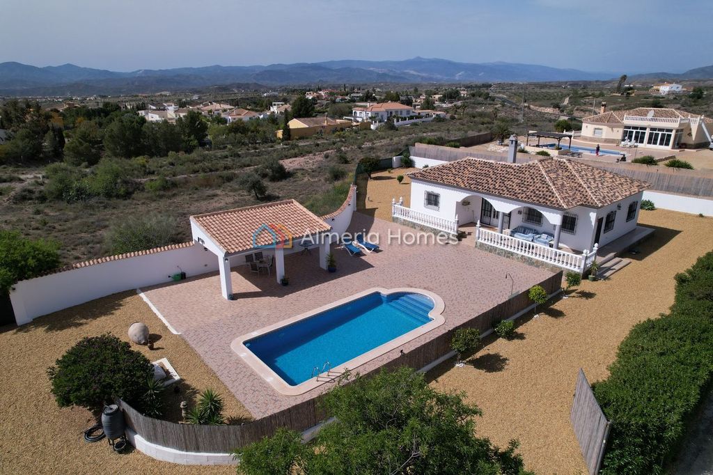 Property photo 1 of 30