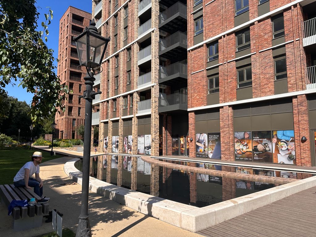 Property photo 3 of 20