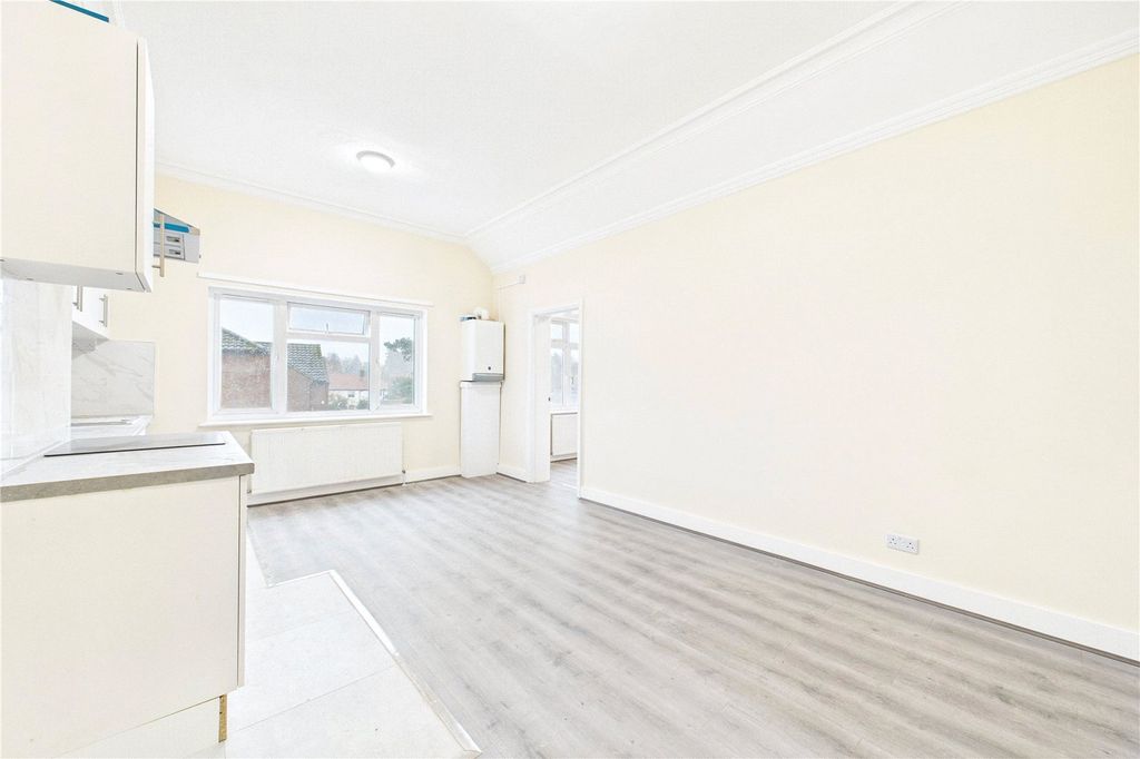 Property photo 3 of 6 Picture No. 05