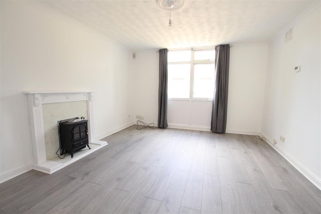 Property photo 1 of 11 Img_2490.Jpg