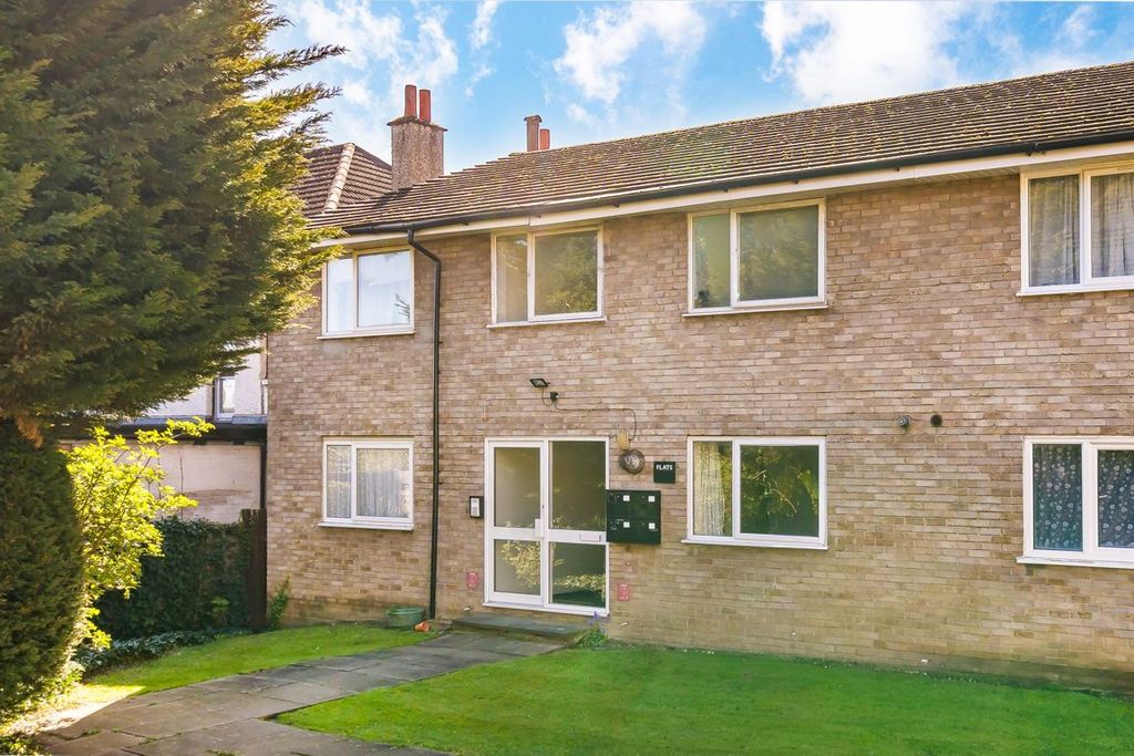 Property photo 1 of 5