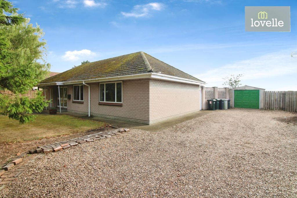 Property photo 2 of 22