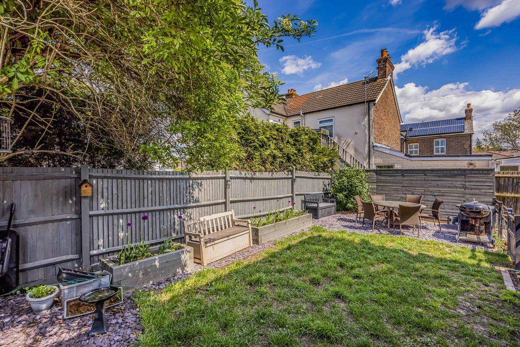 Property photo 2 of 16 Photo 14