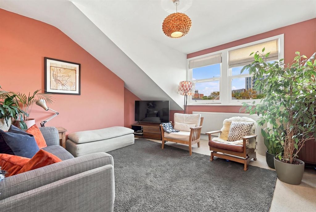 Property photo 1 of 15 1