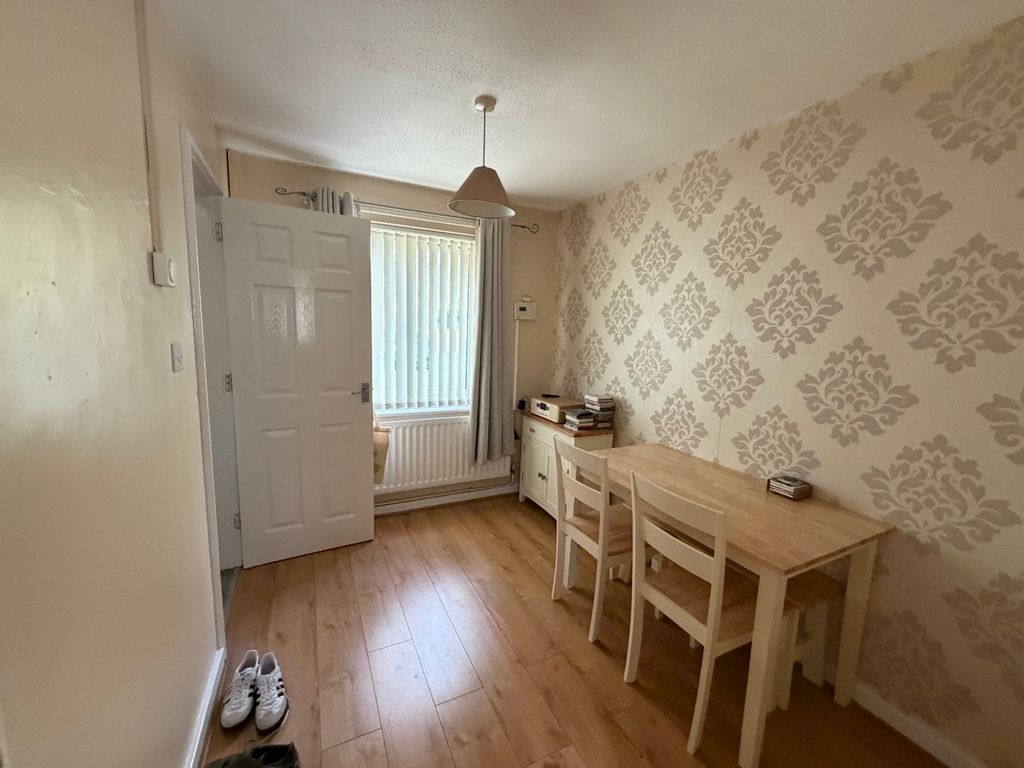 Property photo 3 of 8 Img_1856