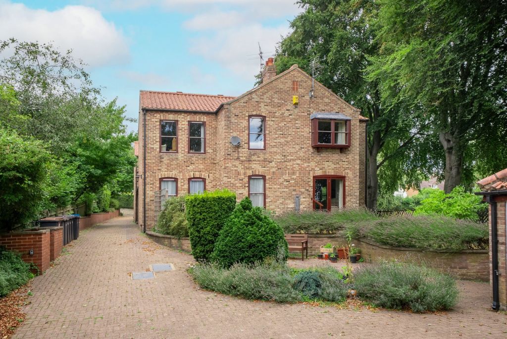 Property photo 1 of 13 Picture No. 30