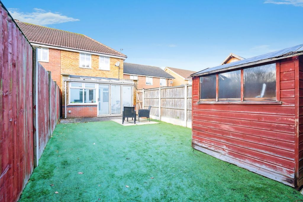 Property photo 3 of 34