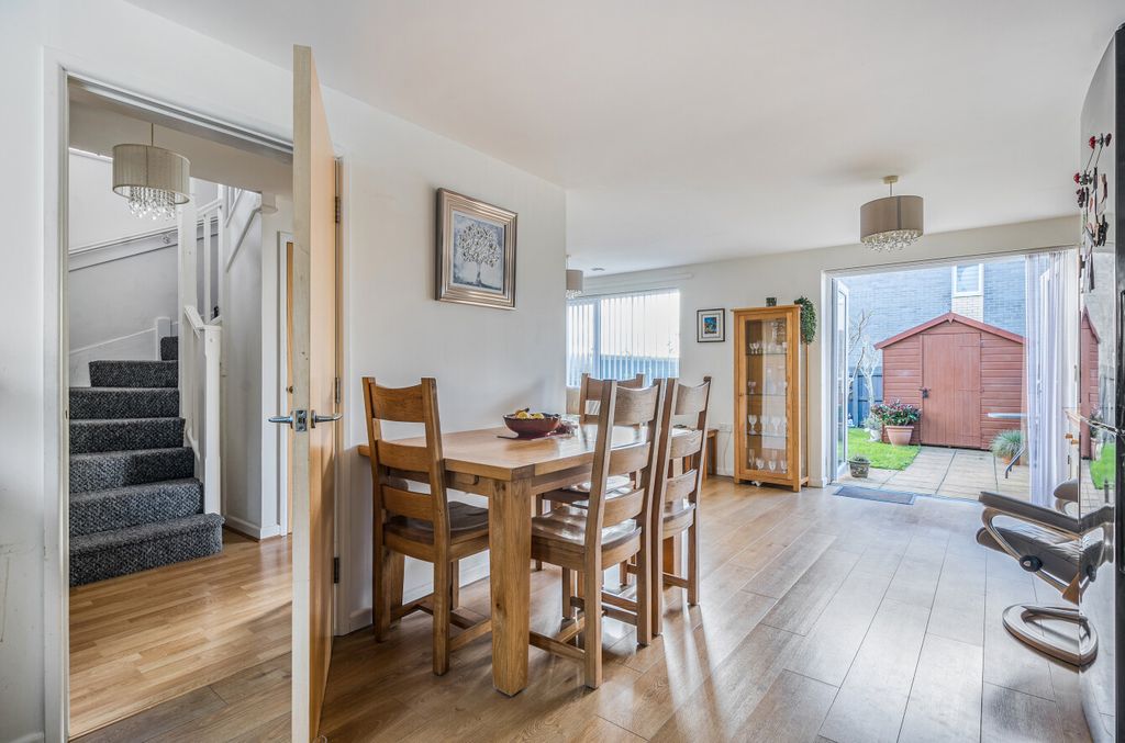 Property photo 3 of 18 1380432-6-69120F0...