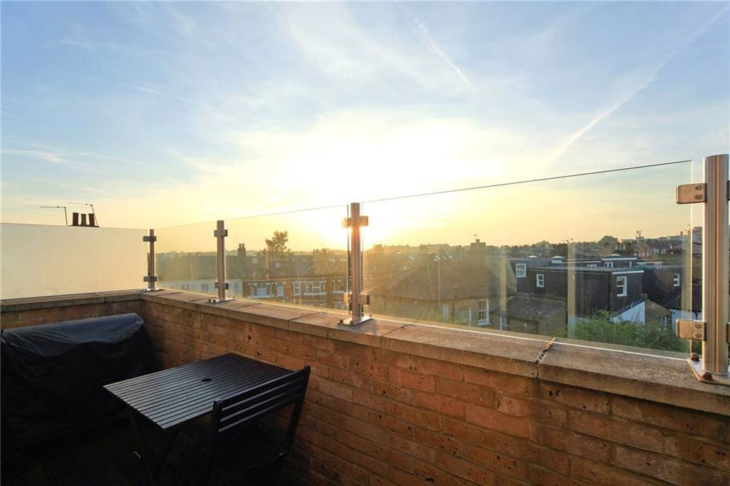 Property photo 3 of 6