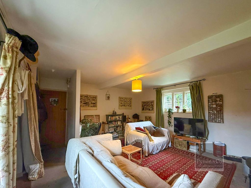 Property photo 3 of 18