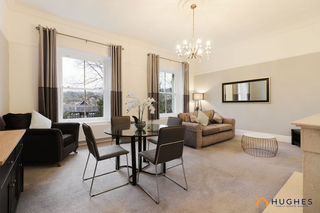 Property photo 2 of 29