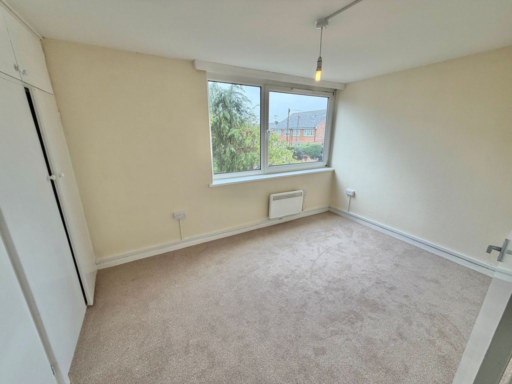 Property photo 3 of 6