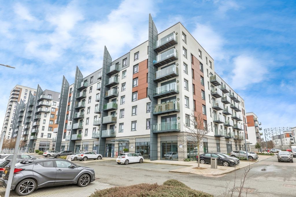 Property photo 1 of 13 Front