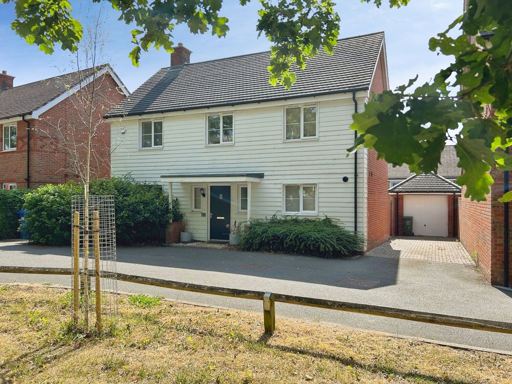 Property photo 1 of 18 Pbox-Img.Jpg