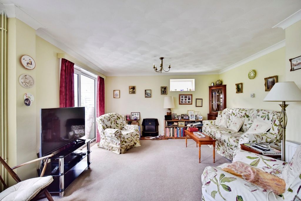 Property photo 3 of 19 Pbox-Img.Jpg