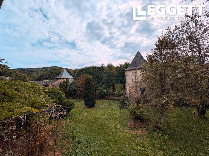 Property photo 3 of 10
