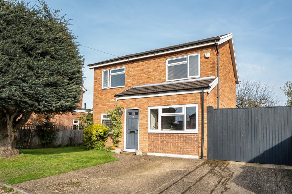 Property photo 1 of 16 External