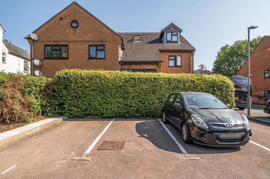 Property photo 2 of 14 1