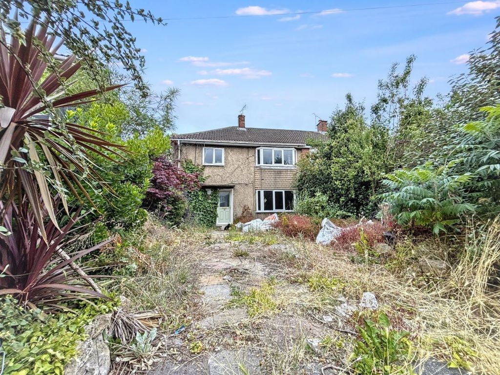 Property photo 2 of 17