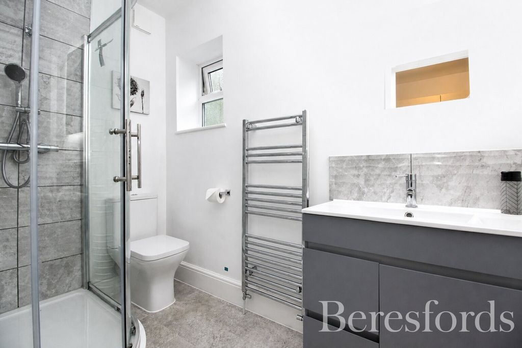 Property photo 3 of 6 Shower Room