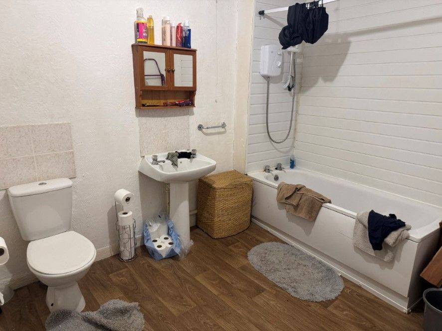 Property photo 3 of 4