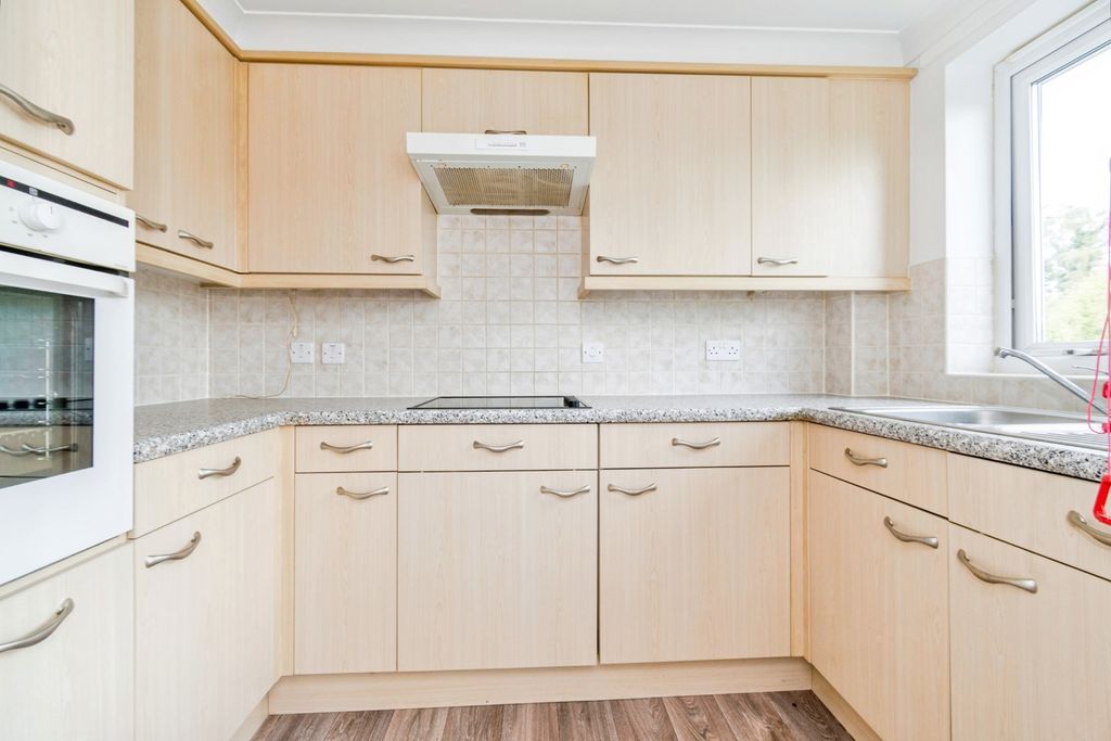 Property photo 2 of 9 Pbox-Img.Jpg