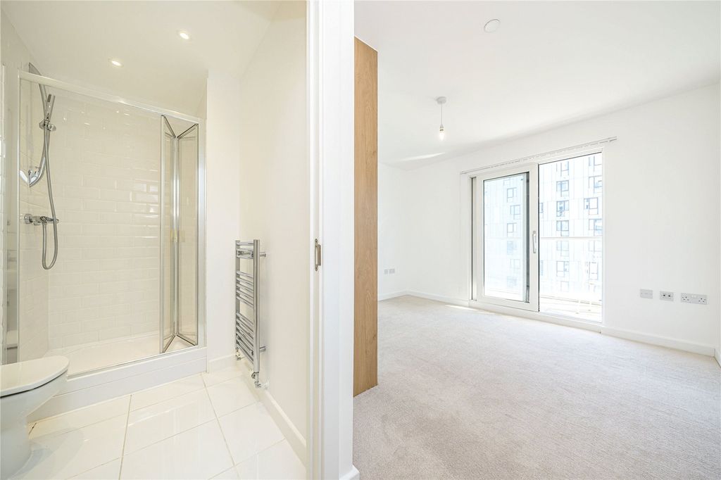 Property photo 3 of 7 Picture No. 15